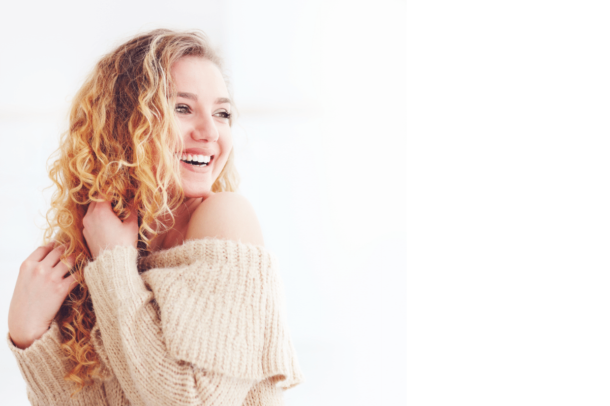 Cheveux bouclés et curly